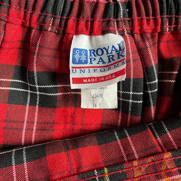Red Plaid Mini Skirt size Small - Picture 3 of 3
